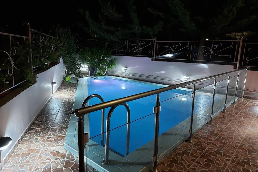 Violet Studio Με Πισίνα Volos Exterior foto